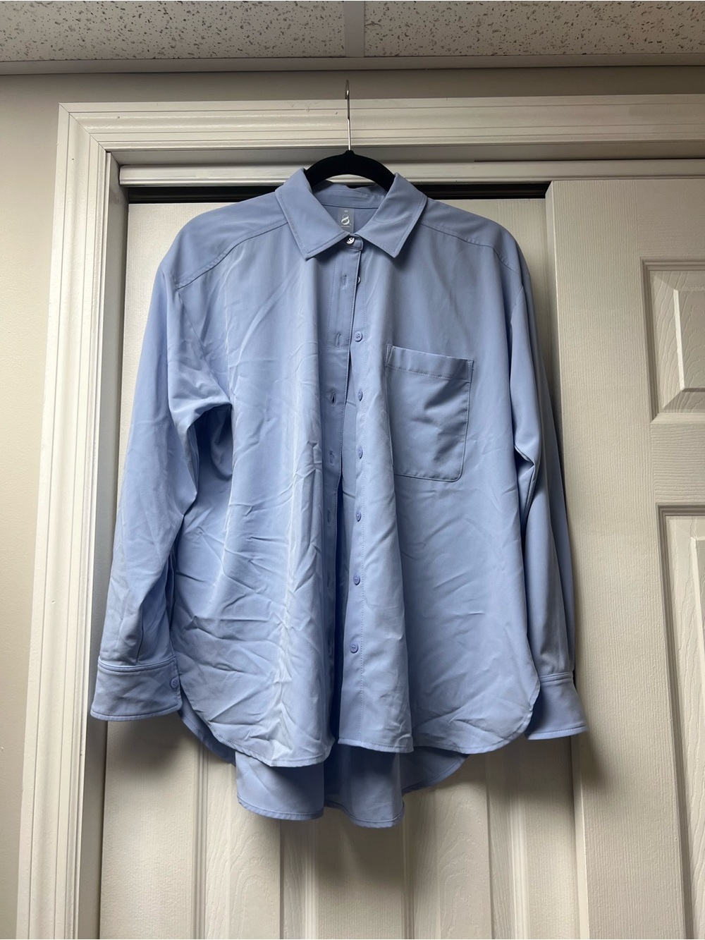 Light Blue Men's Long-Sleeve Button-Up Shirt